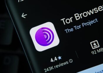 What Is Tor, and How It Can Help You Be More Anonymous on the Internet