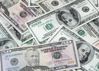 Why Short–Term Bond ETFs Might Be the Best Income Investment for 2026