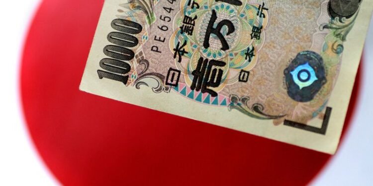 Yen wallows near record lows on cautious BOJ stance despite intervention warnings