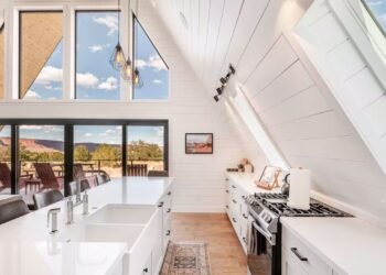 11 Best Rentals, Glampsites, and Hotels Near Capitol Reef National Park