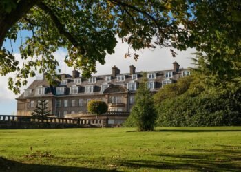 16 Best Hotels in Scotland, From Cozy Cottages to Grand City Stays (2026)