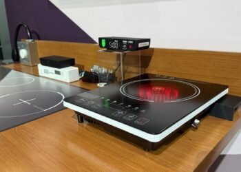 This Radar-Equipped Stove Shutoff Is One of the Most Practical Things I Saw at CES