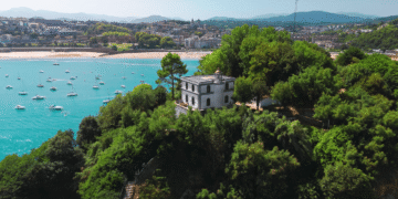 27 Adult Spring Break Destinations That Might Surprise You