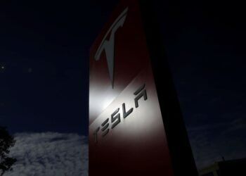 Australia’s Syrah Resources buys more time for Tesla graphite supply deal