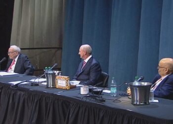 Berkshire set to exit 28% stake in Kraft Heinz after rare Buffett blunder