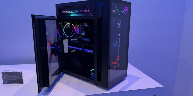 CES 2026: This Asus Gaming Desktop Can Project Custom Holograms