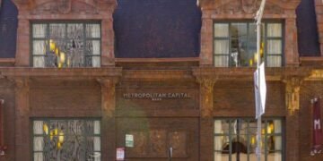 Chicago-based Metropolitan Capital Bank becomes first bank to fail in 2026