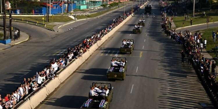 Cubans rally against US ’imperialists’ before Havana embassy