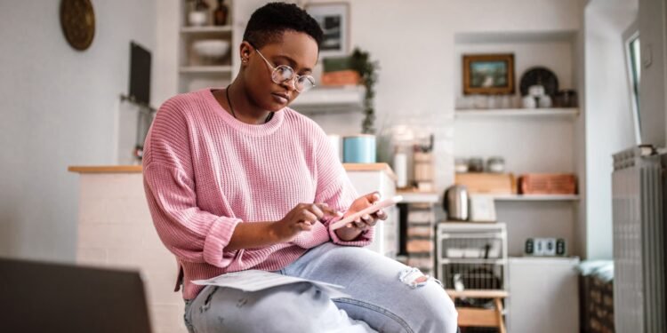 Defaulted borrowers risk 2026 tax refunds