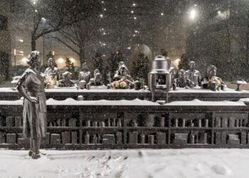 Delta cancels additional Atlanta, East Coast flights as winter storm threatens weekend travel