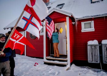 How both sides of the ‘Sell America’ debate can be right