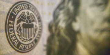 Kevin Warsh’s odds to become Fed chair surge to 92% after Trump hints at familiar pick