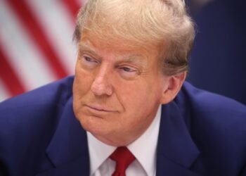 Mortgage rates drop below 6% for the first time in 3 years as Trump administration starts purchasing mortgage bonds