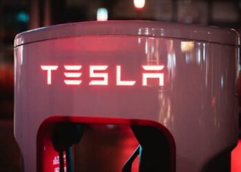 Musk says Tesla needs to build its own chip factory to avoid constraints and secure future AI growth