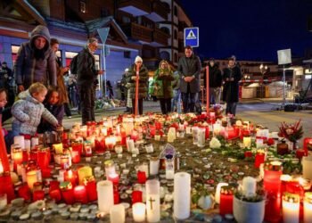 Numerous teenagers among the dead in Swiss bar blaze, police say