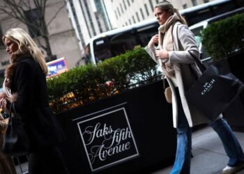Saks in talks for $1 billion loan to keep doors open, Bloomberg New reports