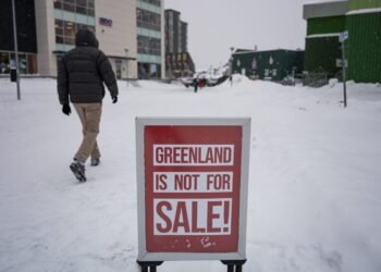 Stock futures slump as U.S.-Europe trade tensions ramp up over Trump’s Greenland demands