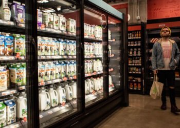 Stocks making the biggest moves midday: AMZN, RDDT, PINS, SYY