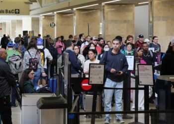 TSA to charge non-compliant travelers starting Feb. 1
