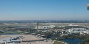 The 10 Largest Airports in the World