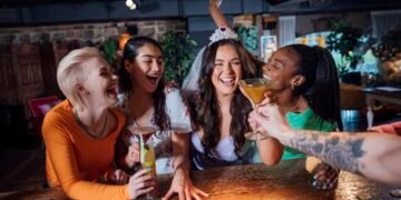The maid of honor won’t put expenses on her credit card for the bachelorette party. As a bridesmaid, should I be offering?