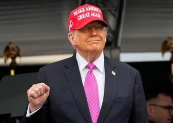 Trump-aligned MAGA Inc super PAC enters 2026 with $300 million stockpile