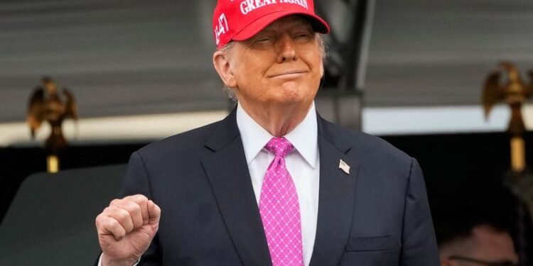 Trump-aligned MAGA Inc super PAC enters 2026 with $300 million stockpile