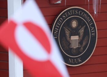 Trump plans 10% tariffs on European countries over Greenland: What it means for markets.