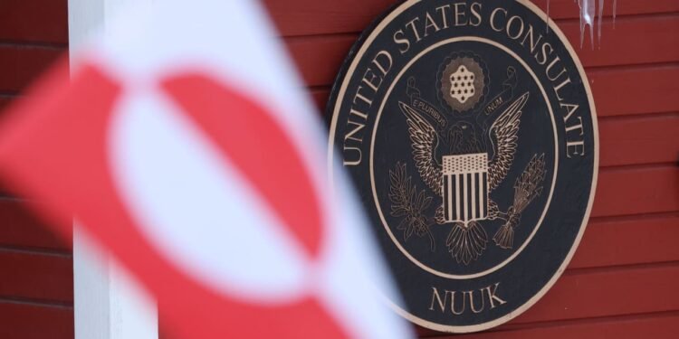 Trump plans 10% tariffs on European countries over Greenland: What it means for markets.