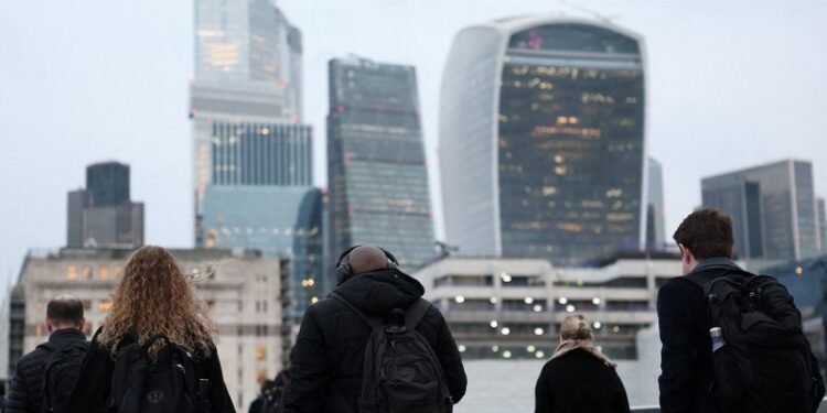 UK economy grew by better-than-expected 0.3% in November