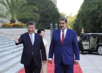 US-Venezuela oil deal angers China, pushes prices down