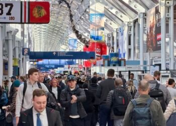 U.S. economy grew 4.4% in the third quarter, GDP shows. It showed little sign of slowing.