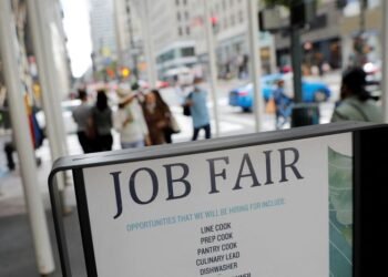US weekly jobless claims edge up; third-quarter worker productivity surges
