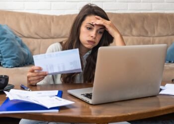 What a missed payment does to your credit score