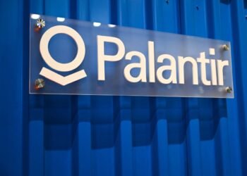 Why this new Palantir bull says the stock is worth its hefty price