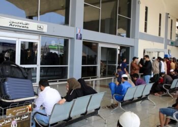 Yemen’s Aden airport shuts as Saudi-UAE rift deepens