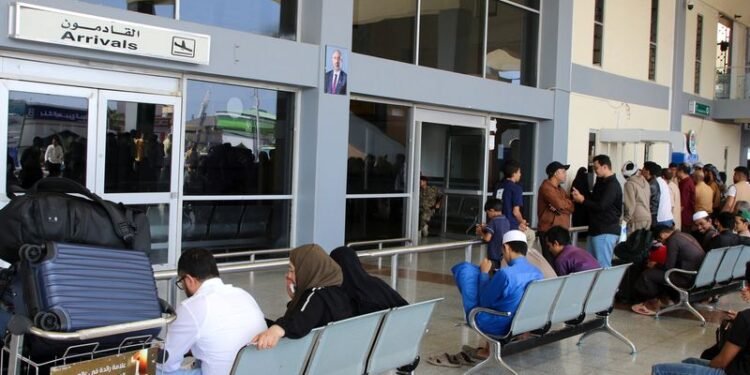 Yemen’s Aden airport shuts as Saudi-UAE rift deepens