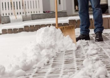 Yes, You Can Really Have a Heart Attack From Shoveling Snow