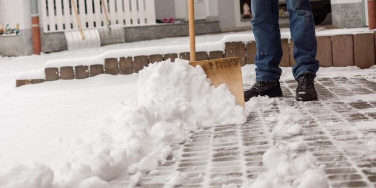 Yes, You Can Really Have a Heart Attack From Shoveling Snow