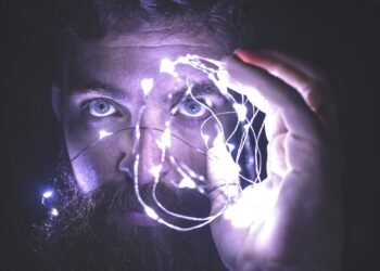 6 easy steps to write a CV