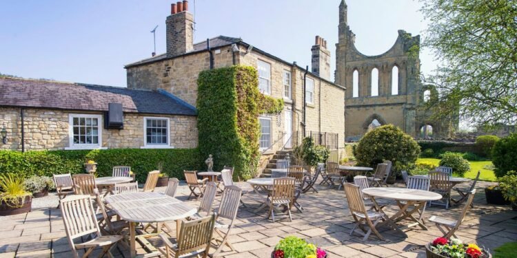 7 Best Hotels in Yorkshire for a Wuthering Heights–Inspired Getaway