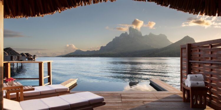 Condé Nast Traveler