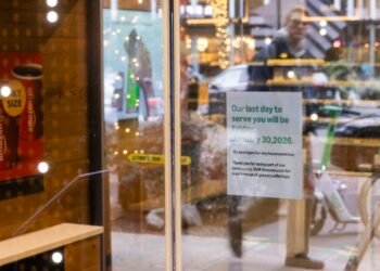 ADP jobs report shows paltry 22,000 increase in private hiring. Sluggish labor market not getting any better.