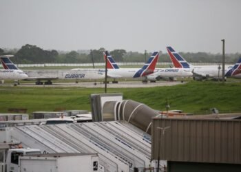 Air Canada suspends Cuba flights as island set to run out of jet fuel