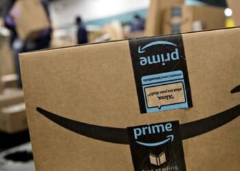 Amazon, Shopify, Etsy rally after Court voids Trump tariffs, Trump vows new 10% levy