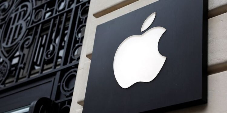 Apple plans to allow external voice-controlled AI chatbots in CarPlay, Bloomberg News reports