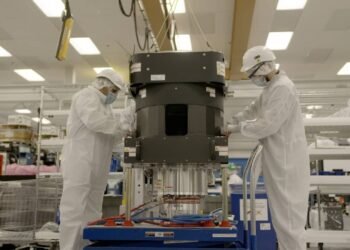 Applied Materials’ stock jumps after earnings. The CEO just made a bold prediction for the chip sector.