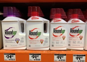 Bayer shares make this surprising move after $7.25 billion Roundup settlement accord