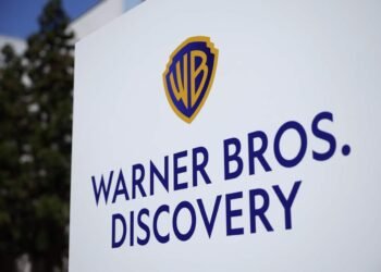 Big Warner Bros. shareholders are losing patience with the Paramount-Netflix bidding war