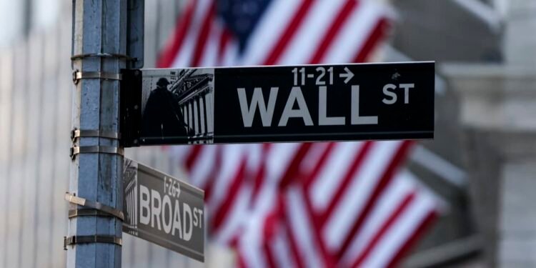 Bulls facing a ‘make-or-break’ moment as the S&P 500 nears a line in the sand